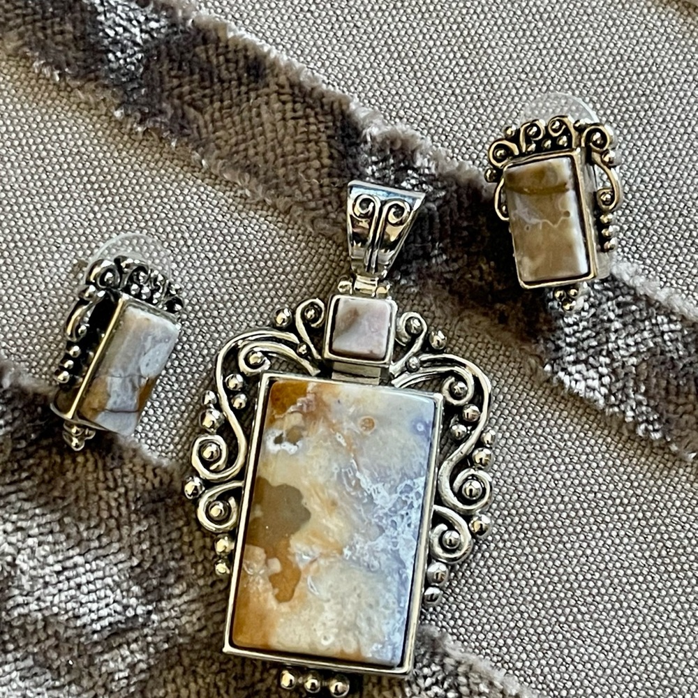 Earring & Slide Sets - image 2